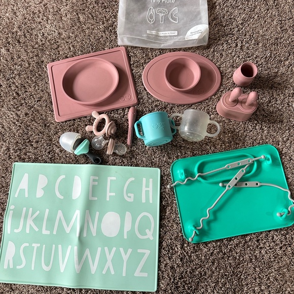 Ezpz Pink and Teal Baby Feeding Set - Picture 1 of 4